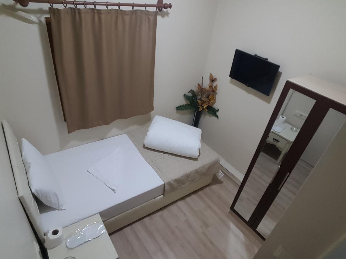Agora Park Hotel Измир Екстериор снимка