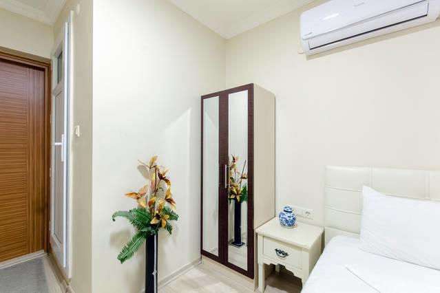 Agora Park Hotel Измир Екстериор снимка